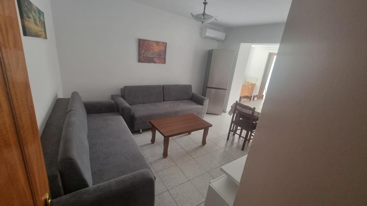 Teemo'S Apartments Саранда Экстерьер фото